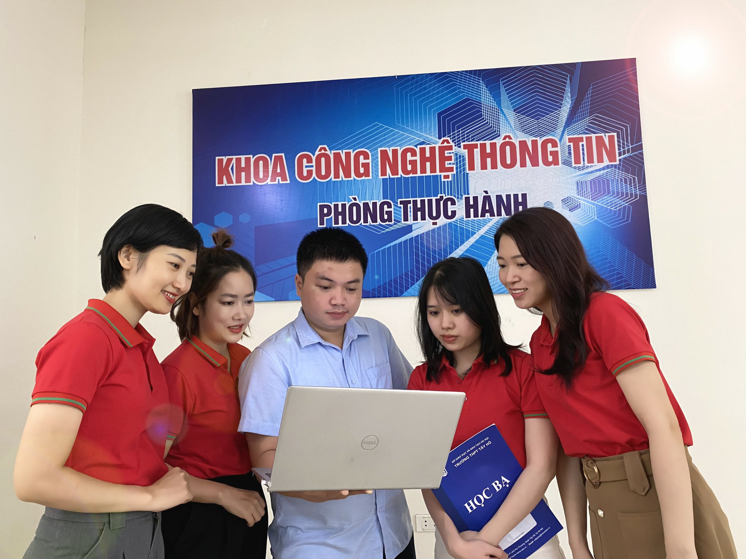 Những con số choáng ngợp về mức lương ngành công nghệ thông tin